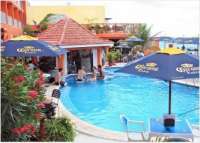Relax and enjoy the sunsets at Hotel Barracuda!
