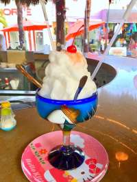 The Best Frozen Drinks (and BIG) on the Island!